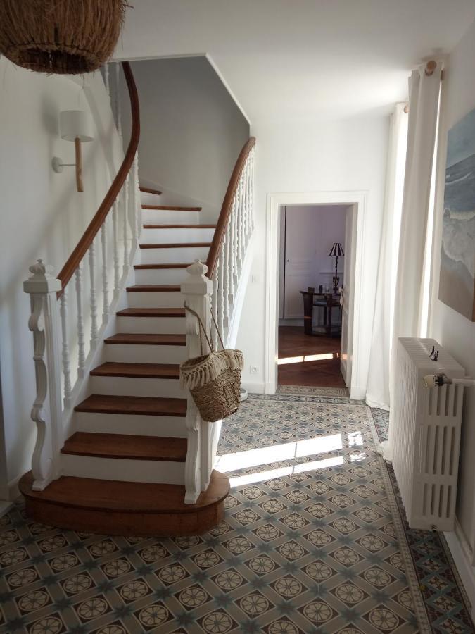 Les Mariesis Bed and Breakfast Osmanville Buitenkant foto