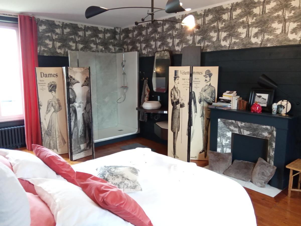 Les Mariesis Bed and Breakfast Osmanville Buitenkant foto
